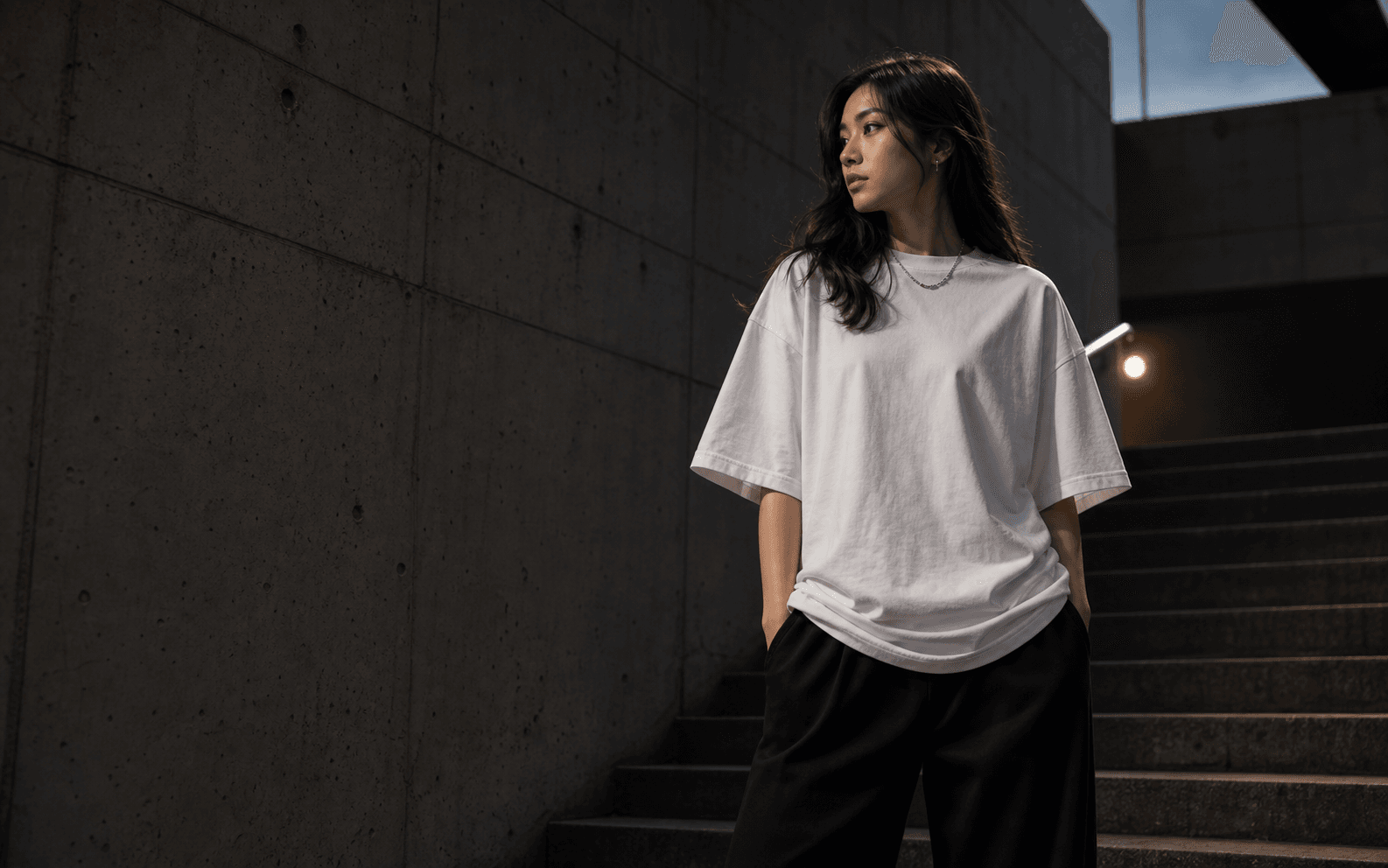 Áo thun Studio Mark nữ hover